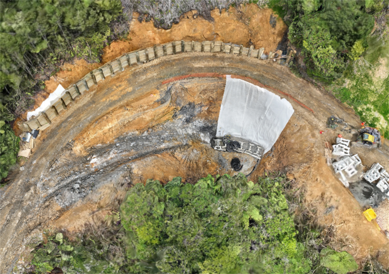 Read more about the article Confrontation, vandalism on Tapu-Coroglen road works site