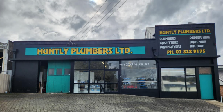 Read more about the article Huntly Plumbers team on tap
