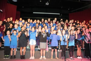 Read more about the article Seven schools choir shines