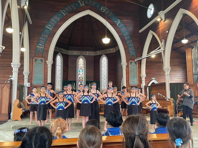 You are currently viewing St Francis School: Music, speeches and tree planting