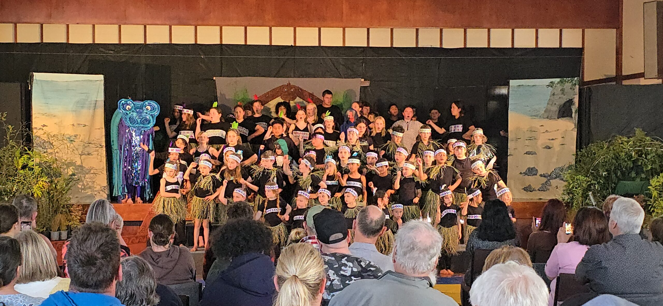 You are currently viewing Waitakaruru kids perform Ureia