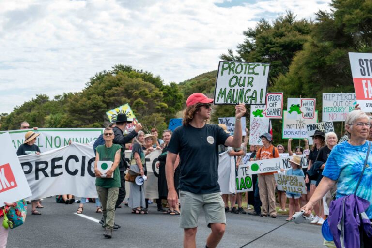 Read more about the article Mining announcement sparks protests in Waihī