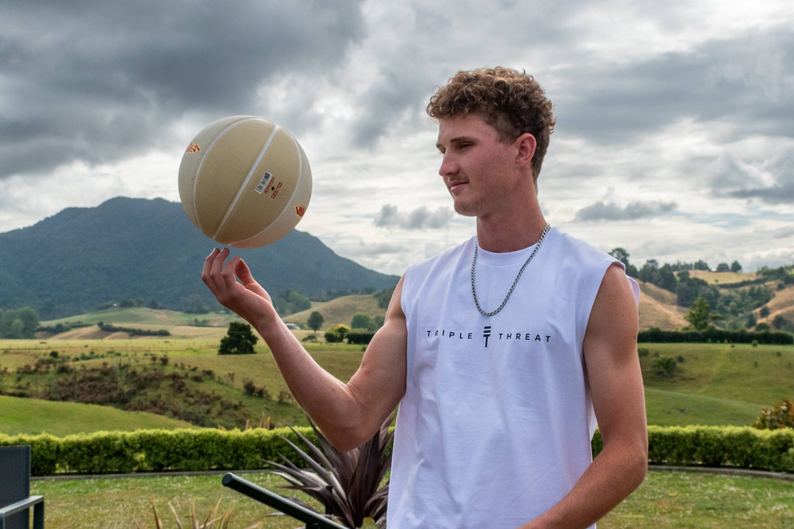 You are currently viewing Waikino basketballer shoots for the top