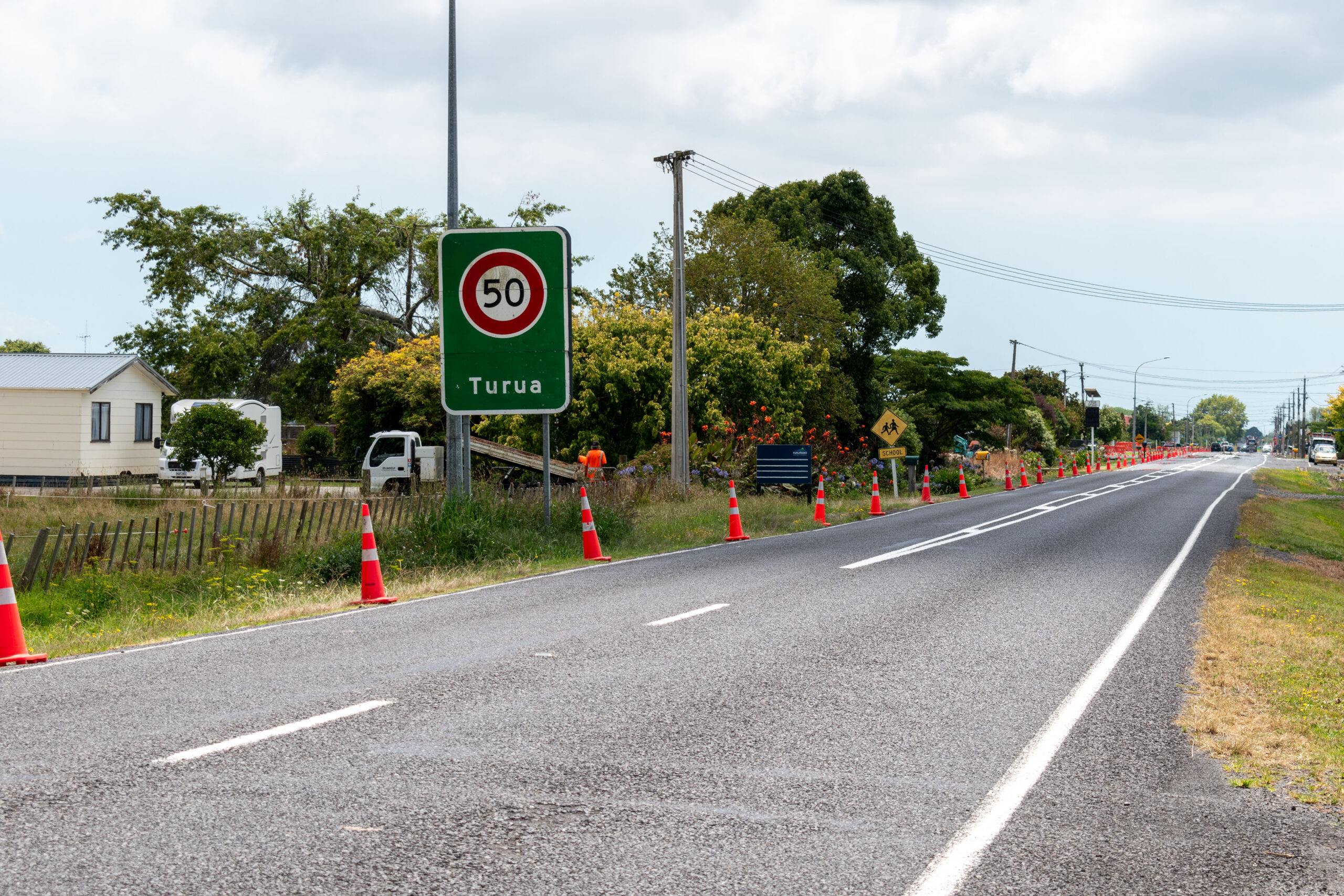 You are currently viewing Concurrent roadworks through main routes